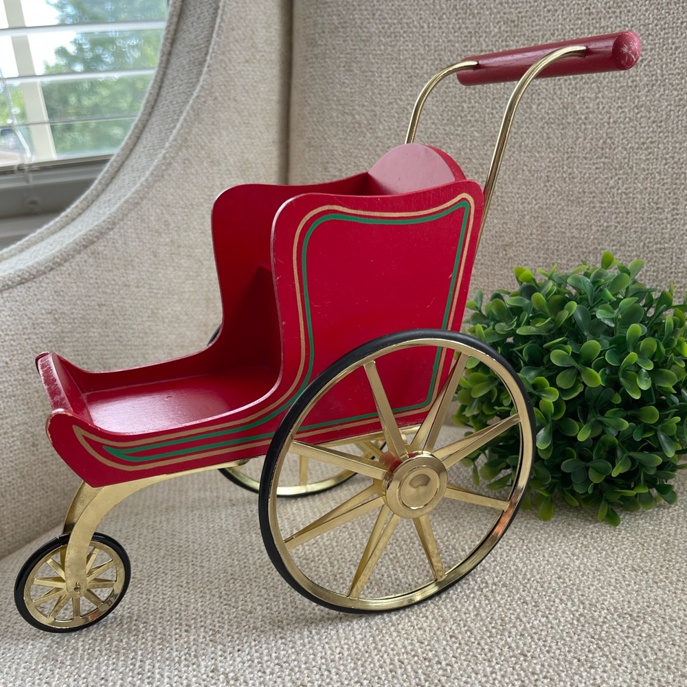 RETIRED American Girl/Pleasant Company Samantha's Elegant Doll Pram